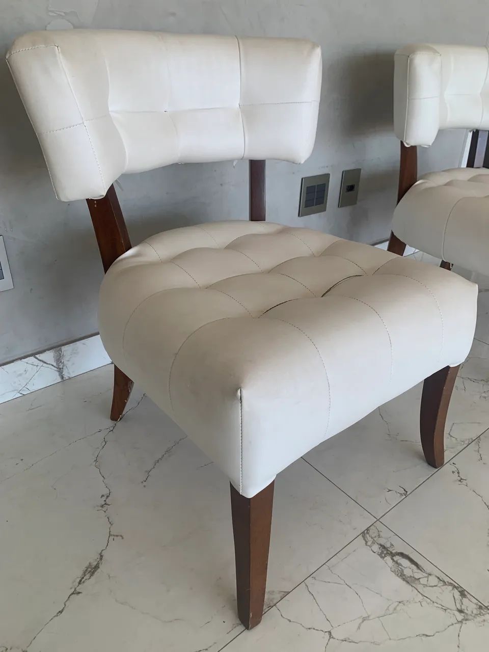2 poltronas Courissimo branco - Foto 3