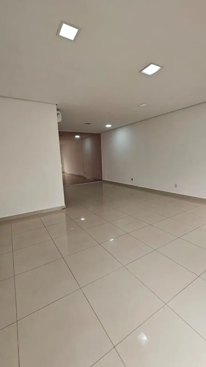 SALA COMERCIAL, AV MIGUEL SUTIL, ELEVADOR, TRINTA E CINCO METROS QUADRADOS, BAIRRO JARDIM  - Foto 3