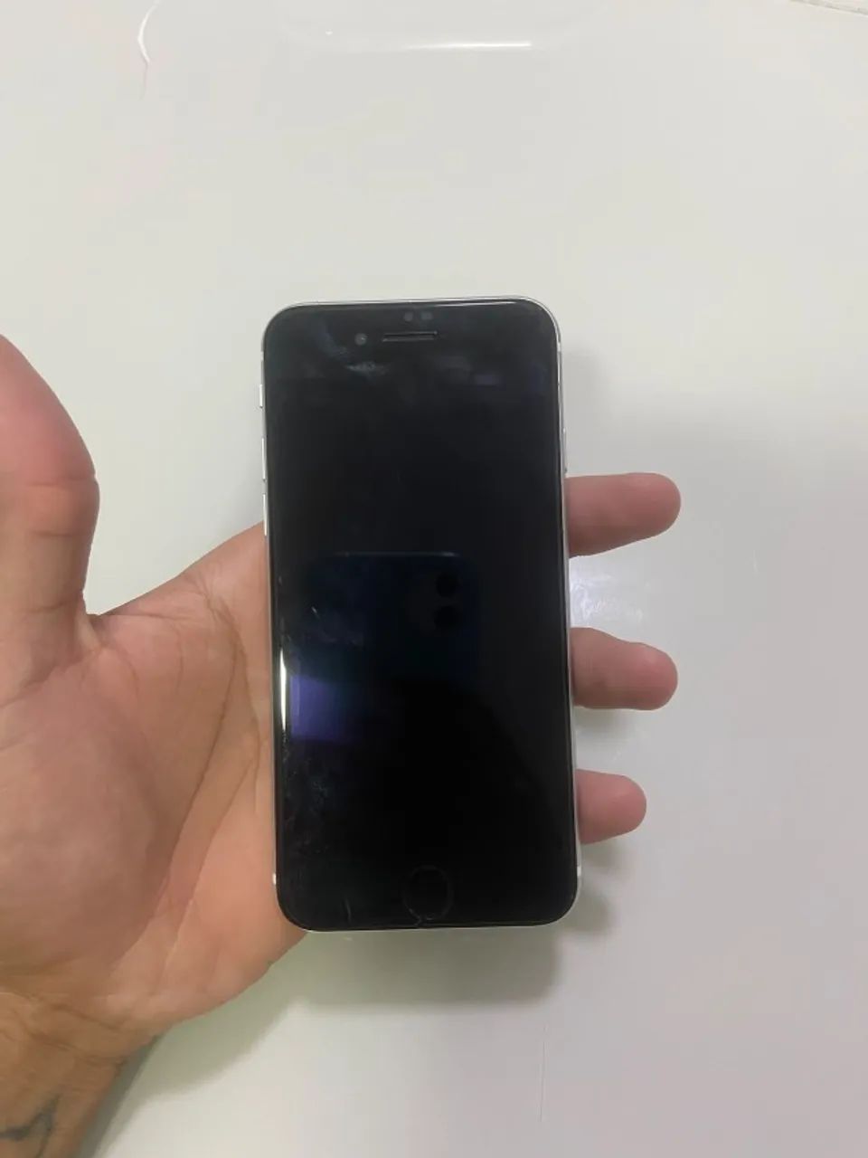Iphone SE 2º geração - Foto 2
