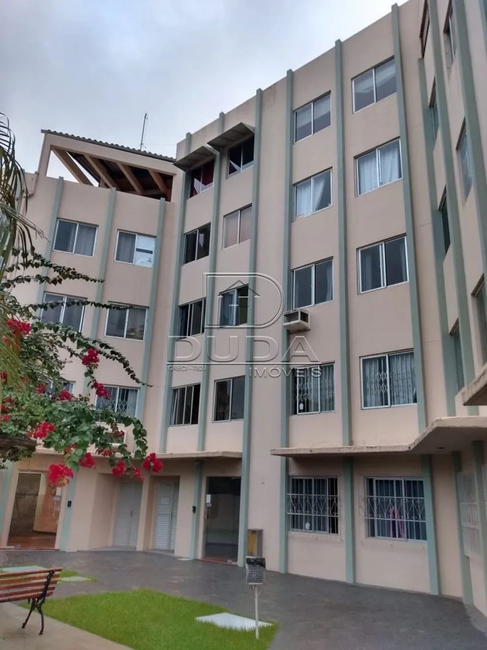 Kitnet em frente a UFSC na Trindade
