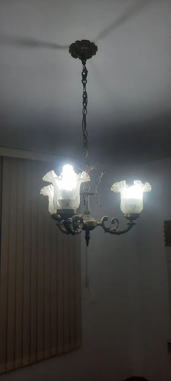 Lustre de bronze 