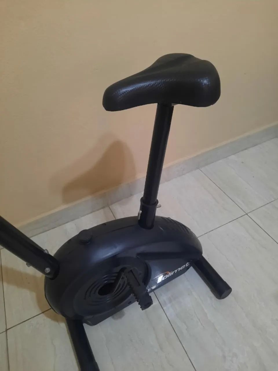Bicicleta Ergométrica Residencial - Funcionando Perfeitamente! - Foto 3