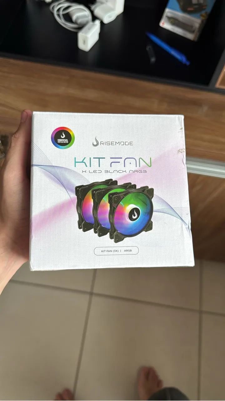 vendo kit 3 fans ARGB RISEMODE - Foto 2