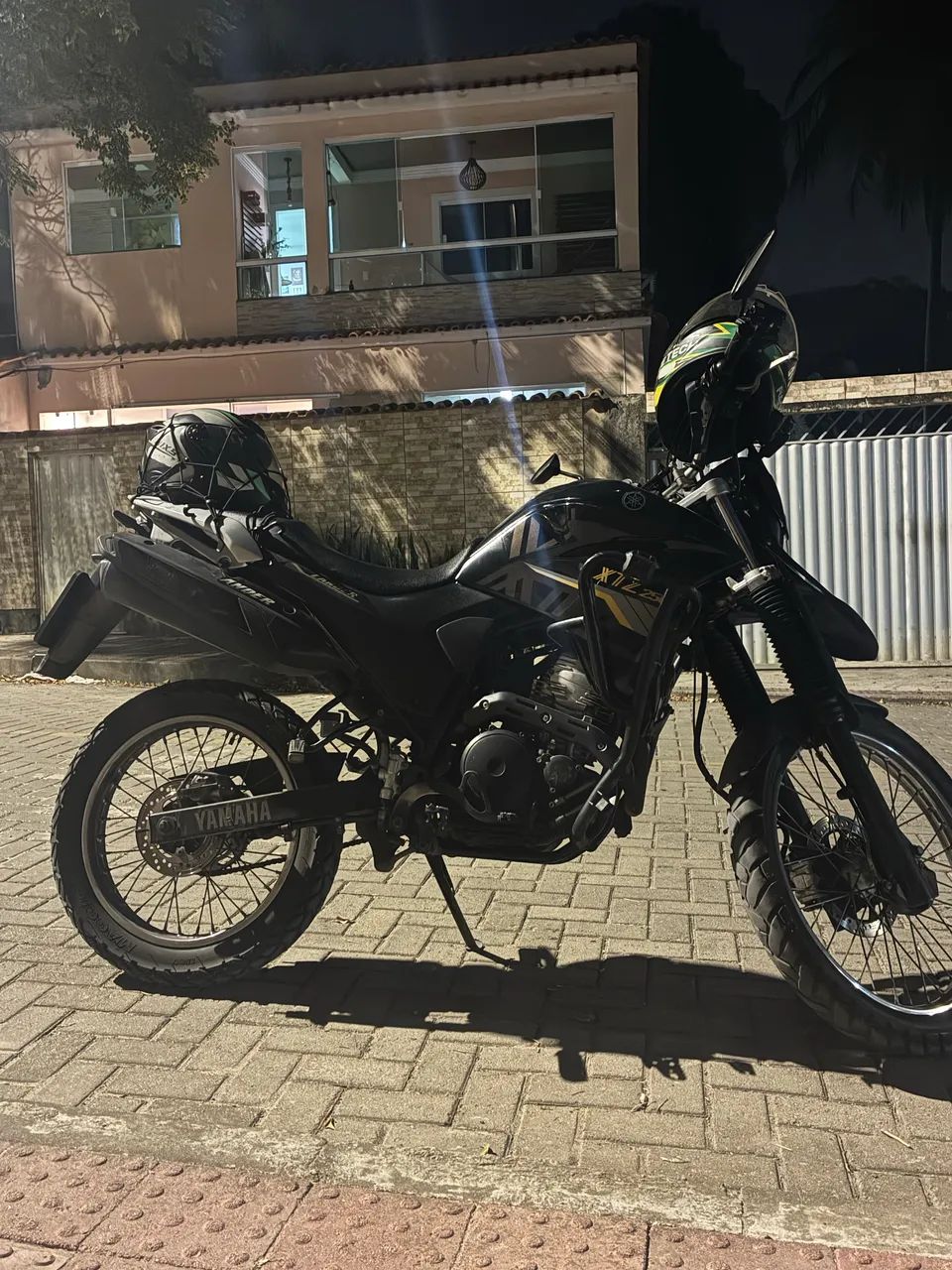 Xtz lander 250 preta  - Foto 4