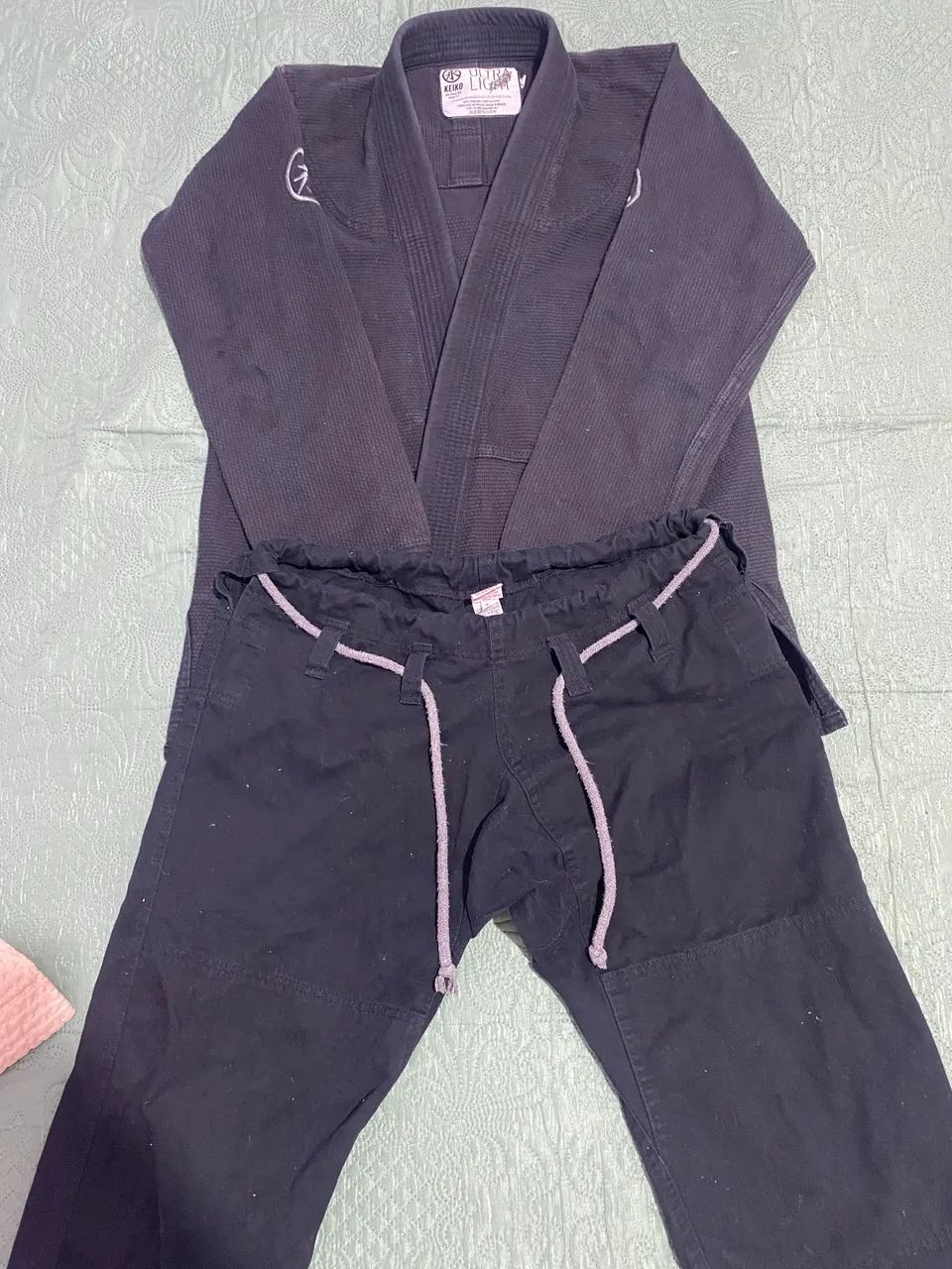Vendo kimono de Jiu-Jitsu tamanho A1 - Foto 2