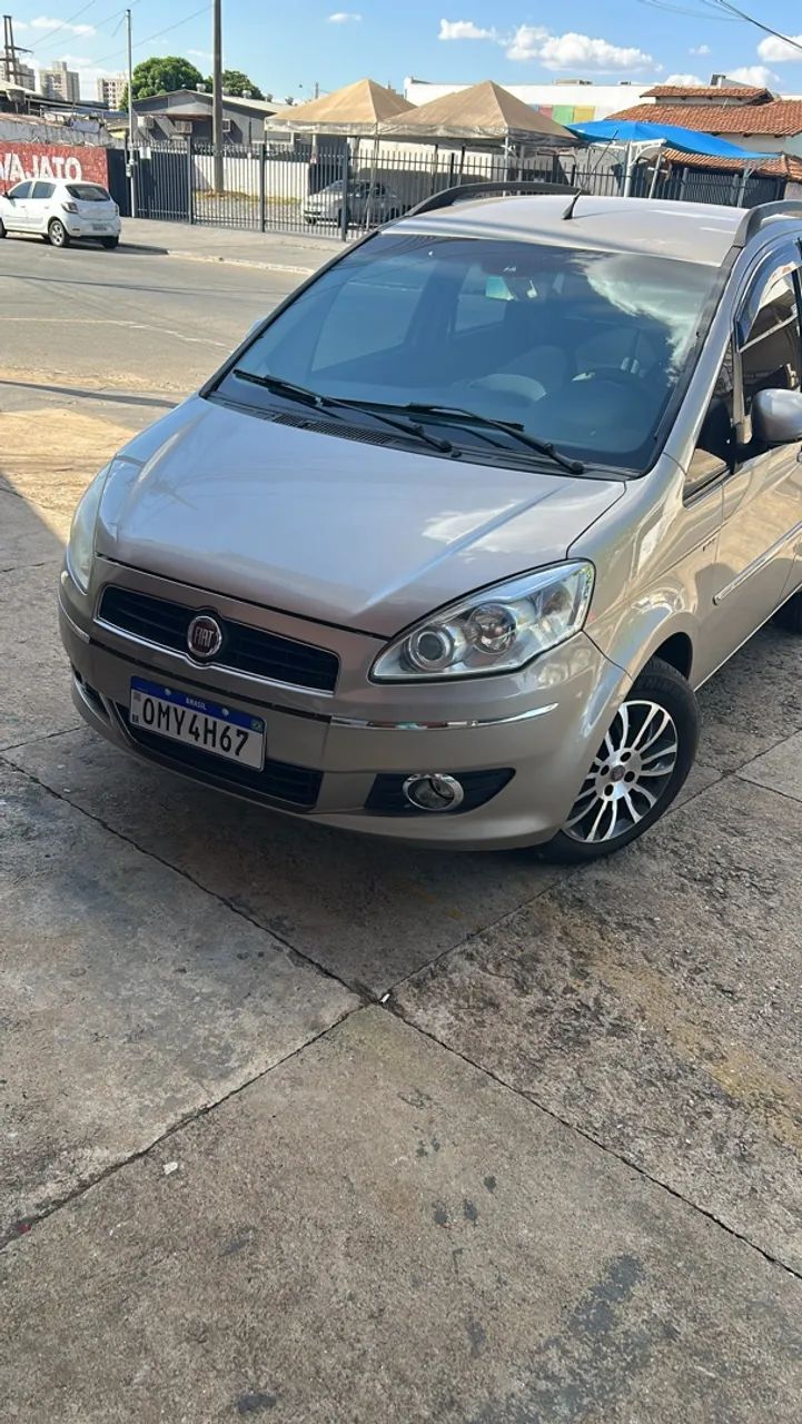Fiat Idea Idea ESSENCE Dualogic 1.6 Flex 16V 5p 2013