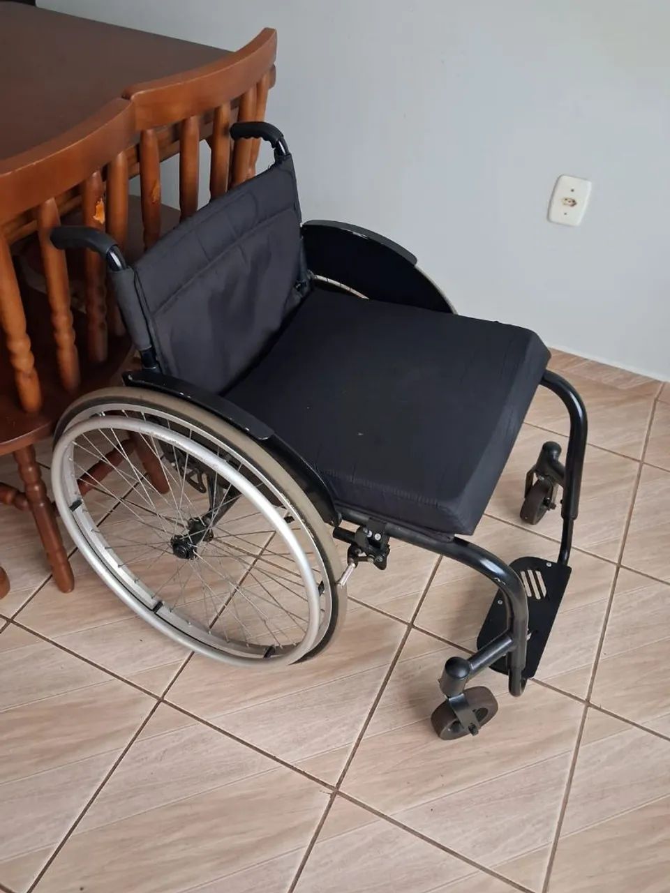 Cadeira de Rodas Manual Monobloco