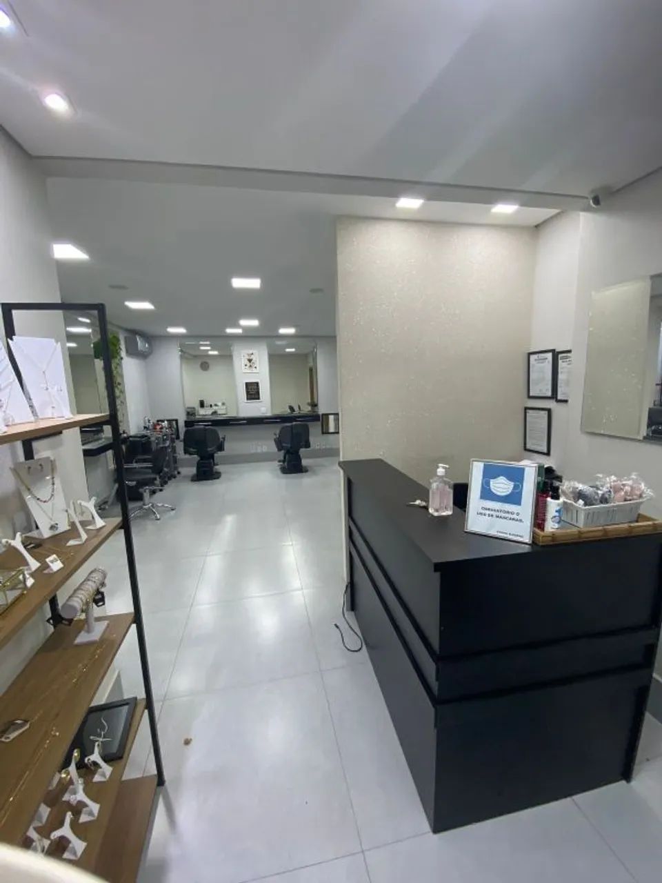 Casa no Bairro Ribeirão da Ponte - Foto 4