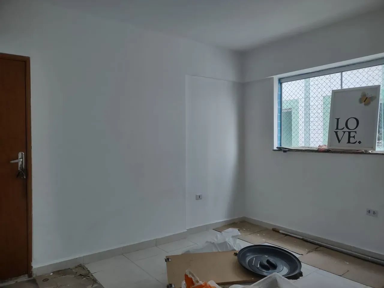 LINDO APARTAMENTO DE 2 DORMITÓRIOS  REFORMADO! - Foto 2