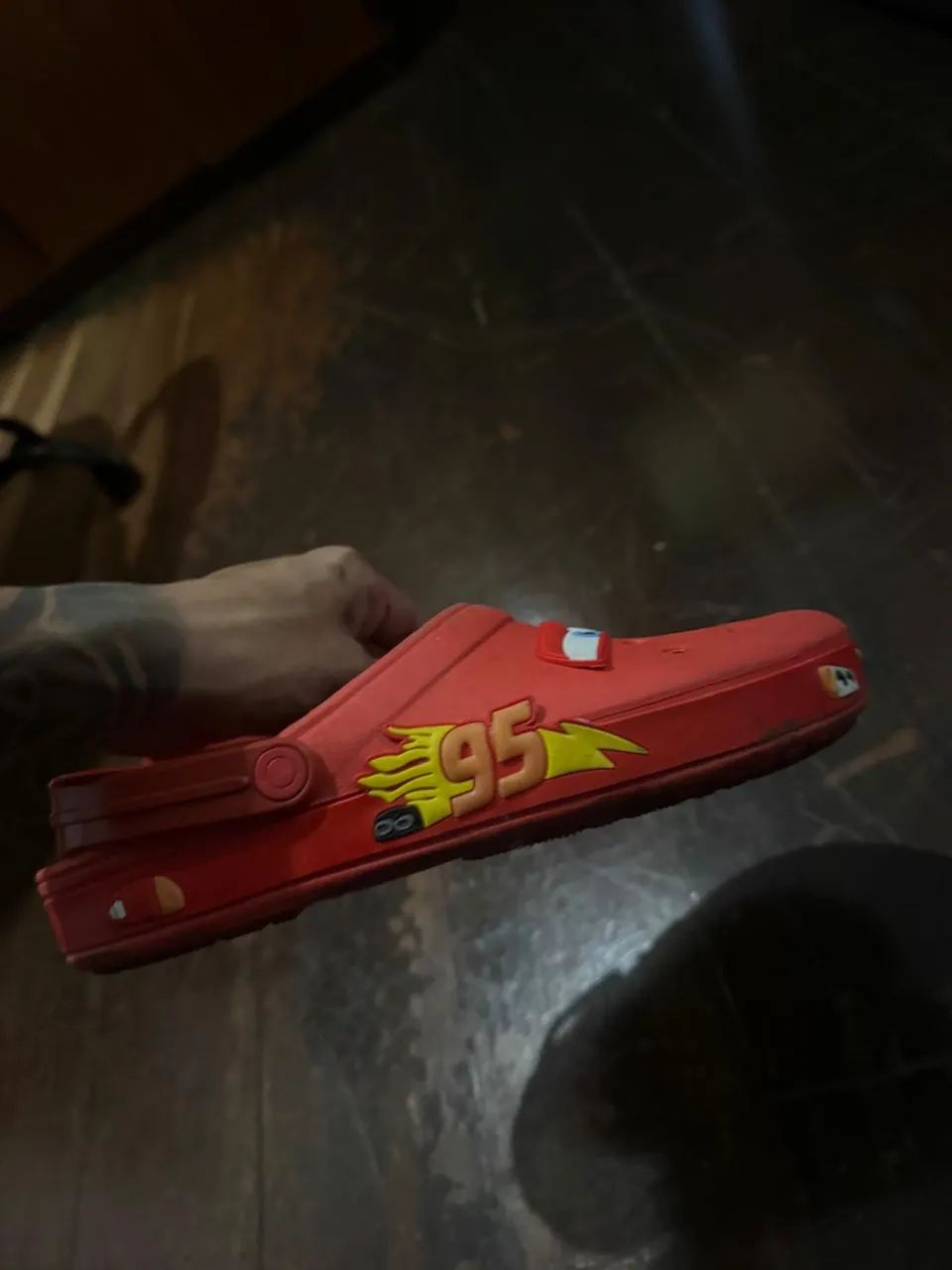 Crocs Relâmpago McQueen - Foto 4