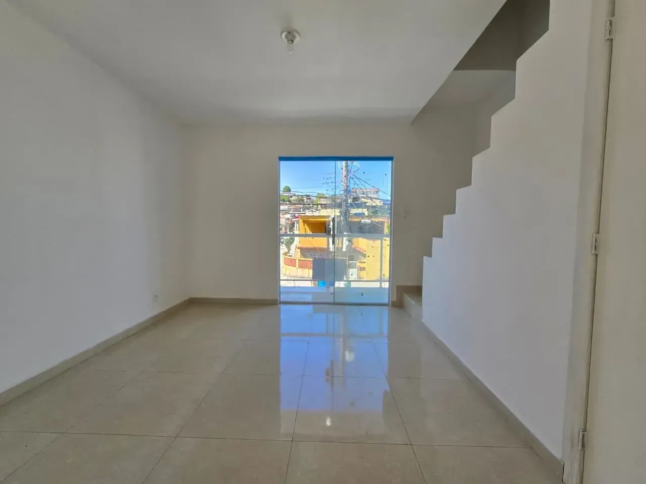 Casa triplex com 2 suítes próximo do centro de Belford Roxo - Foto 3