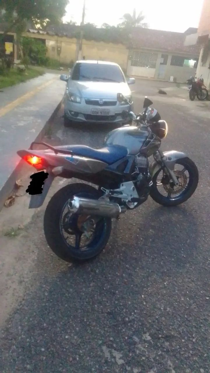 CBX 250 - Foto 2
