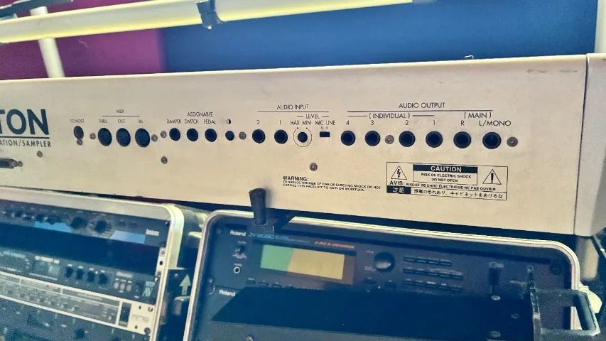 Korg Triton - perfeito funcionamento - Foto 5
