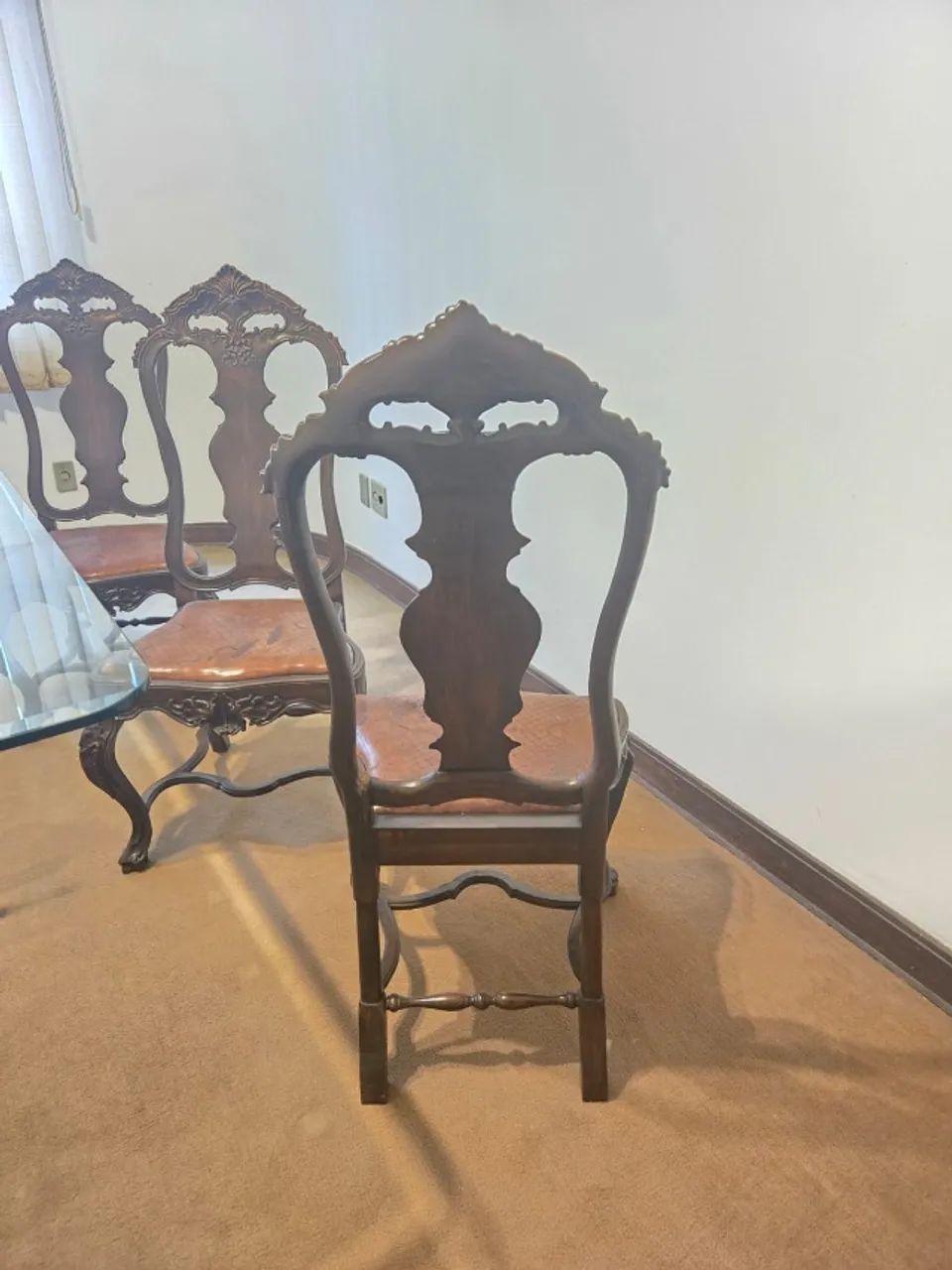 Mesa de reunião com 8 cadeiras - Foto 2