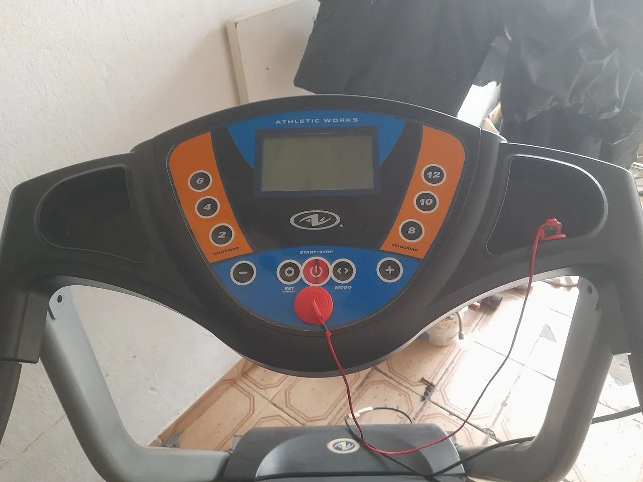 Display da esteira atletic works 