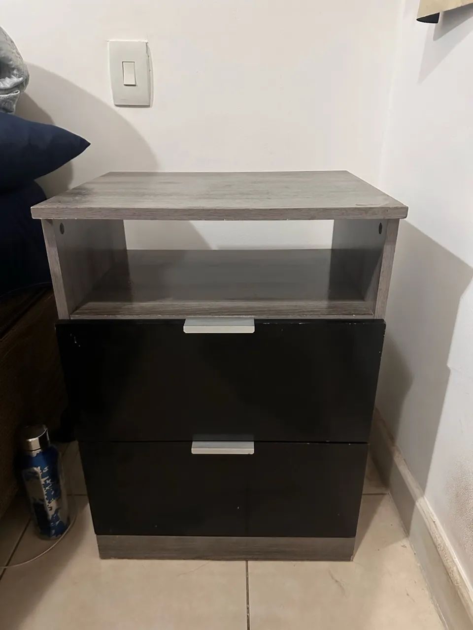 Mesa de cabeceira