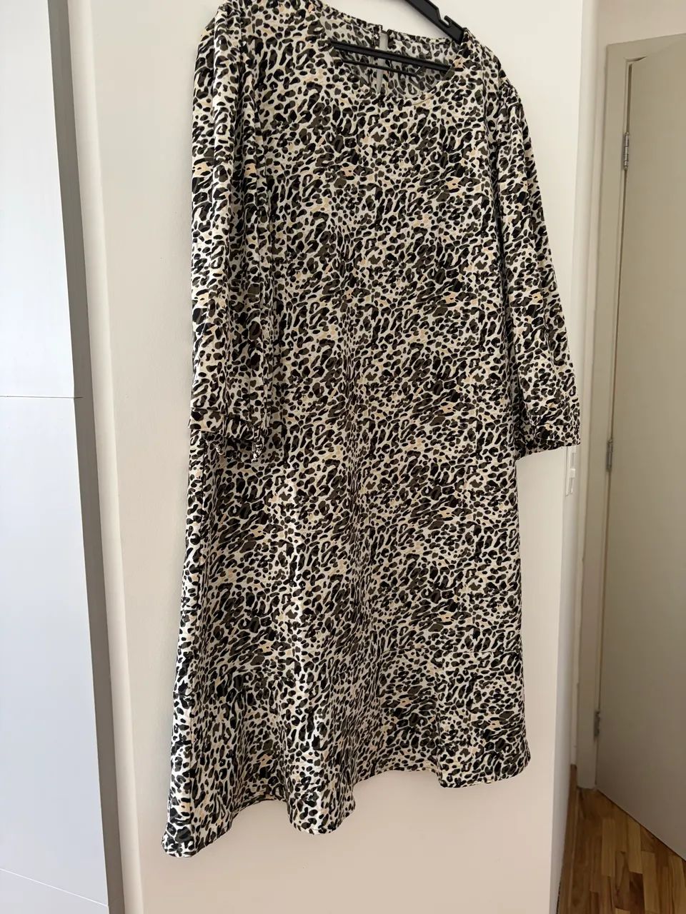 Vestido novíssimo tam46  - Foto 4