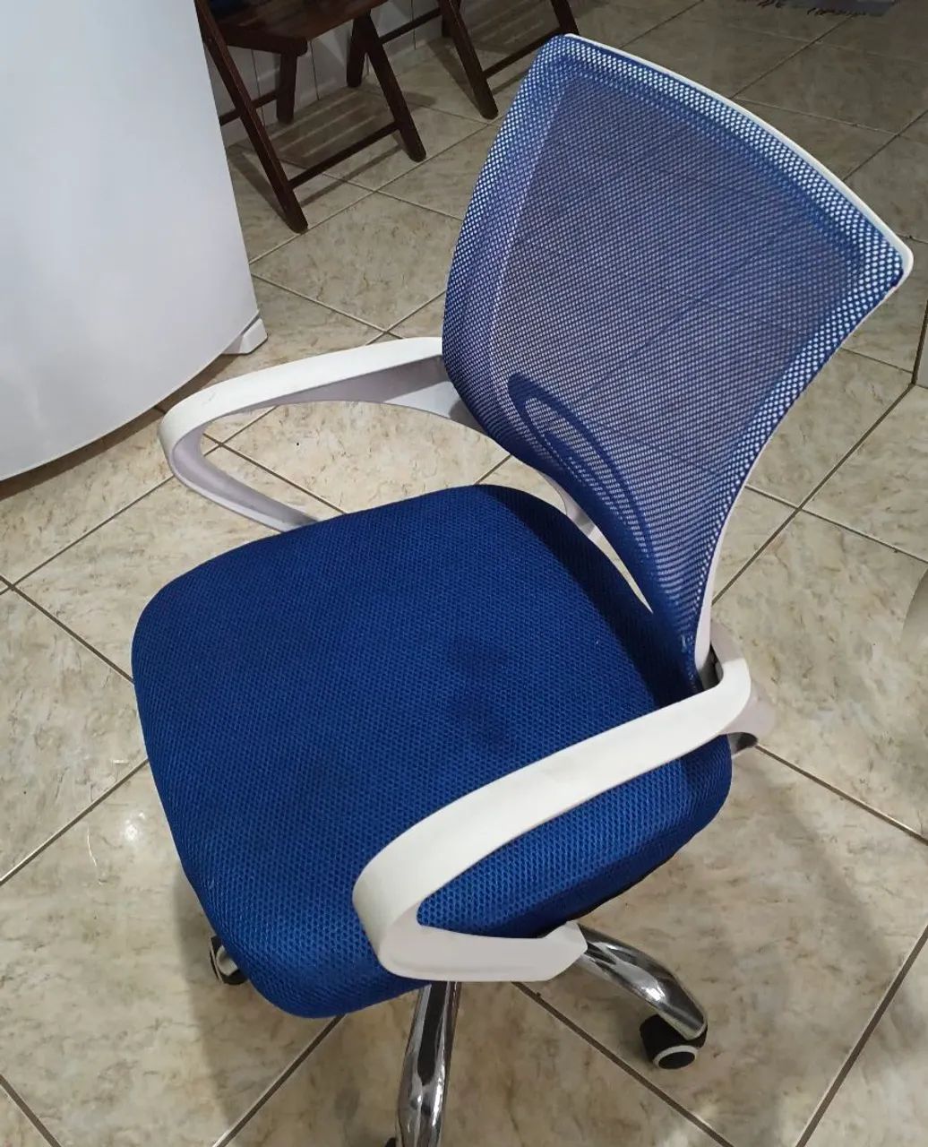 Cadeira escritório  - Foto 4