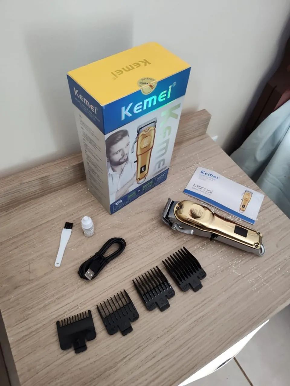 Máquina De Cortar Cabelo Sem Fio Kemei  - Foto 2
