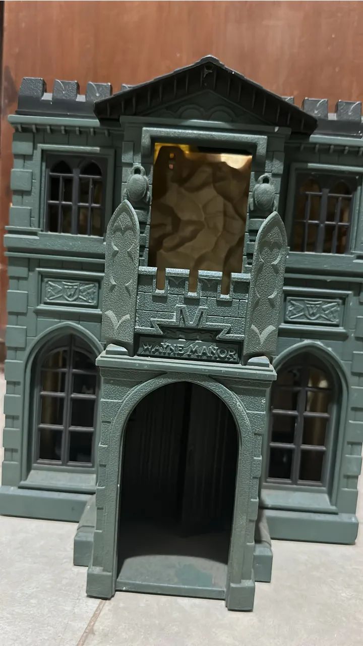 Wayne manor relíquia demais essa casa do Batman