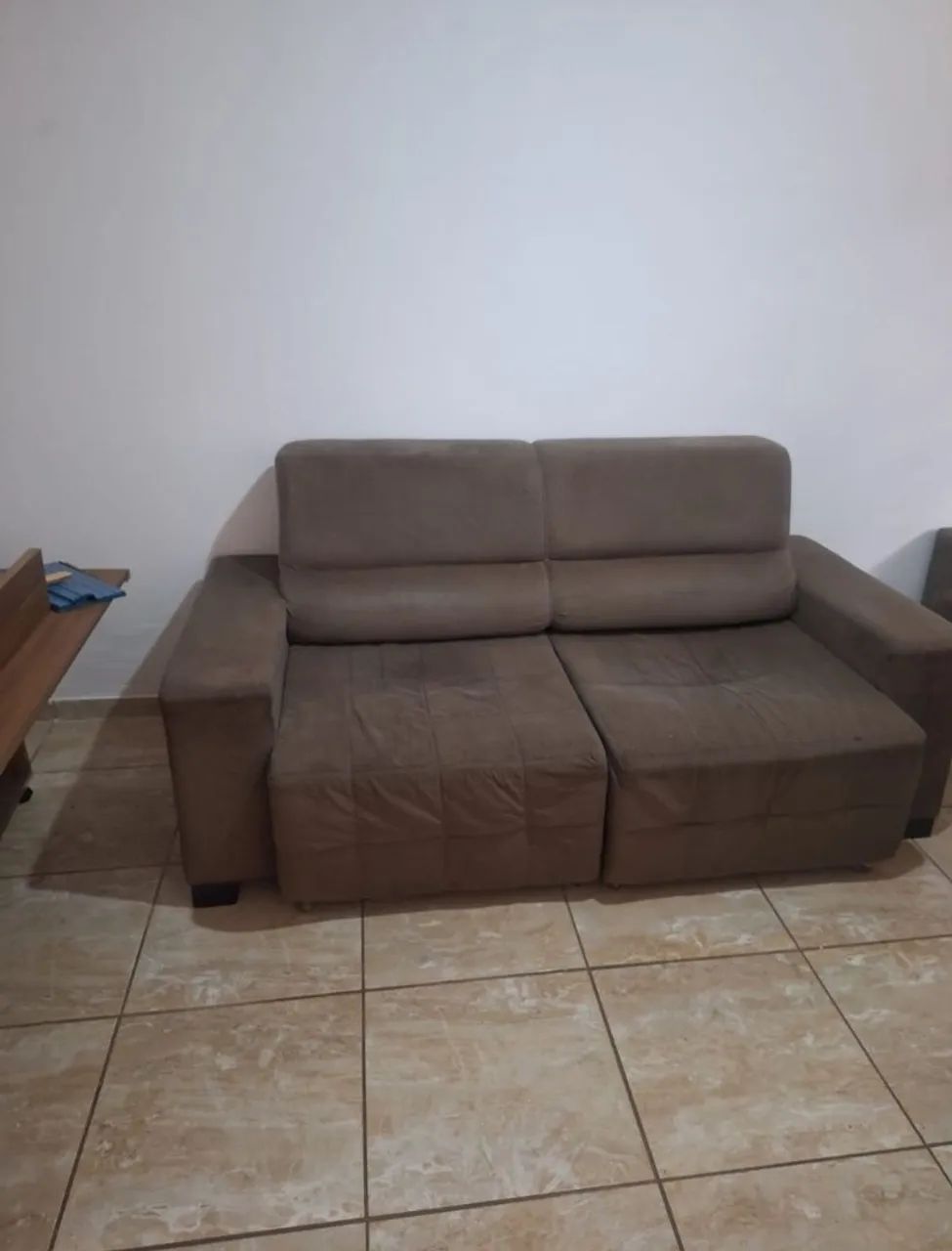 Vende-se sofa de 3 e 2 lugares - Foto 2