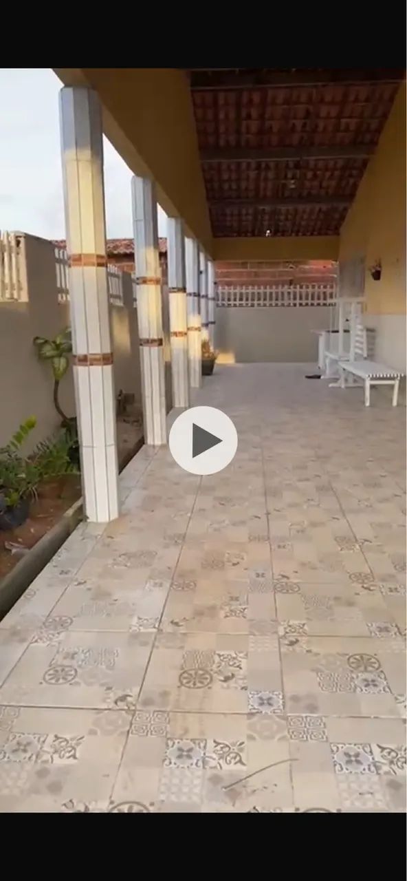 Vende-se casa de praia 
