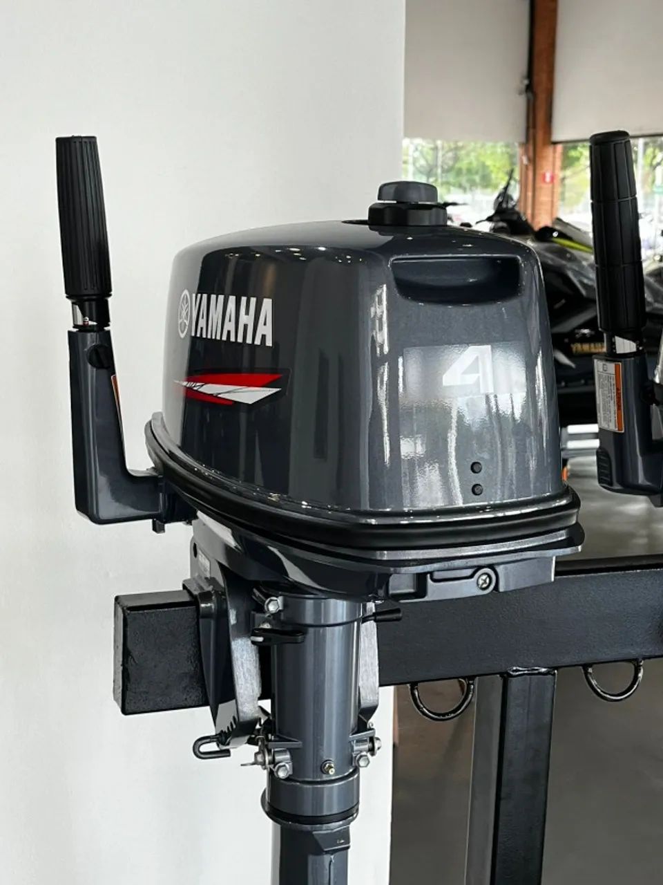 Motor de Popa 4HP 2 Tempos YAMAHA - Foto 4