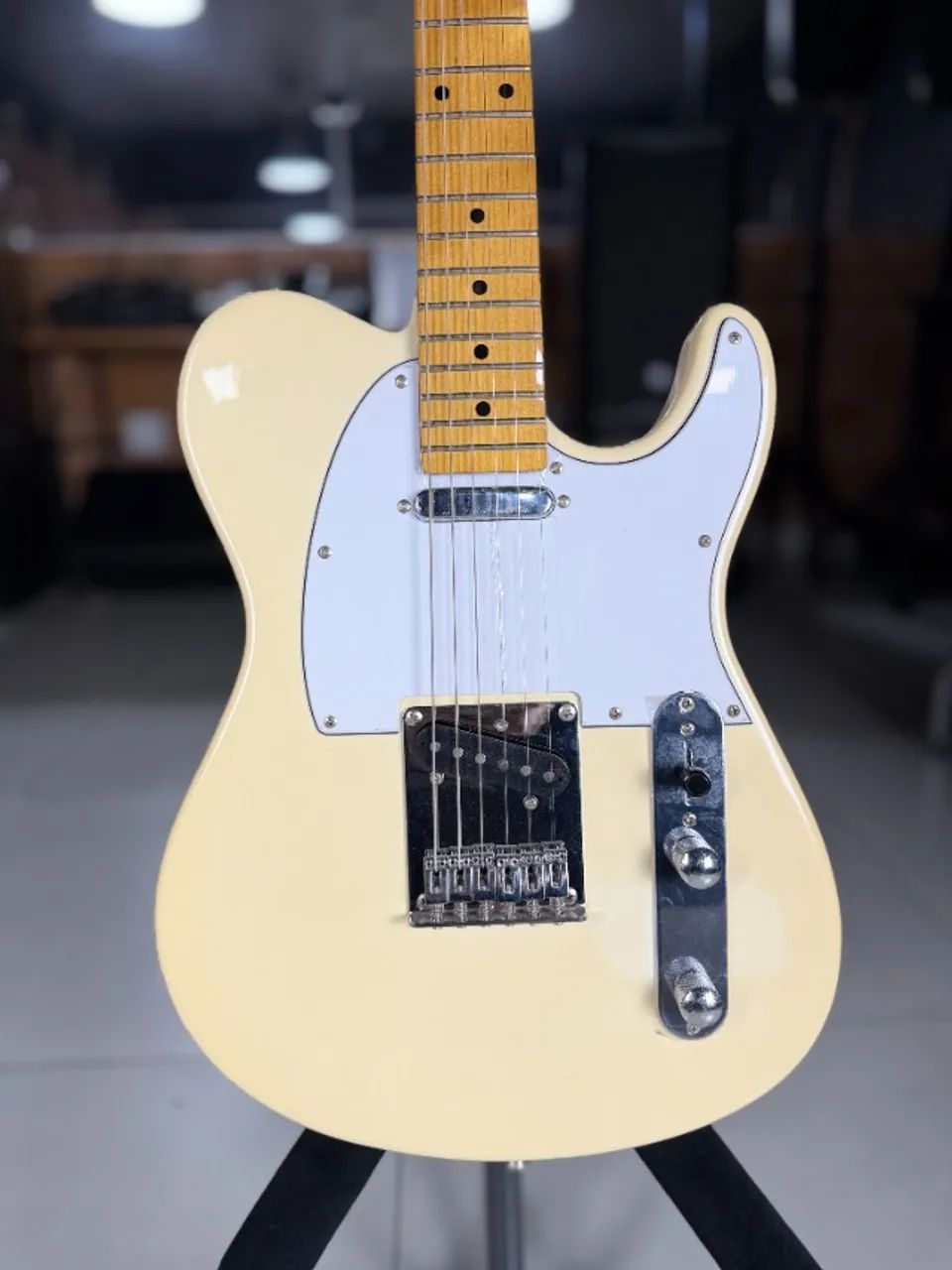 Guitarra tagima Tw55