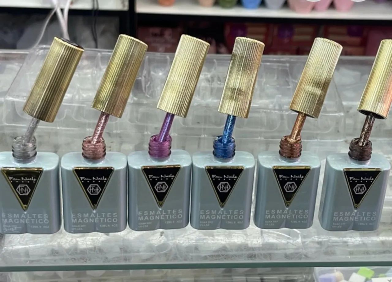 Esmalte magnético em gel da Fan Nails 