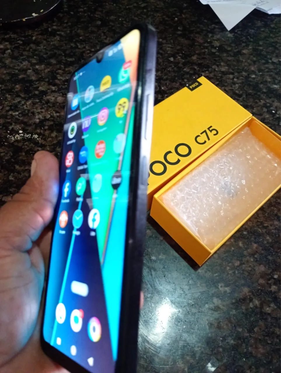 Vendo celular POCO C75 - completo  - Foto 2