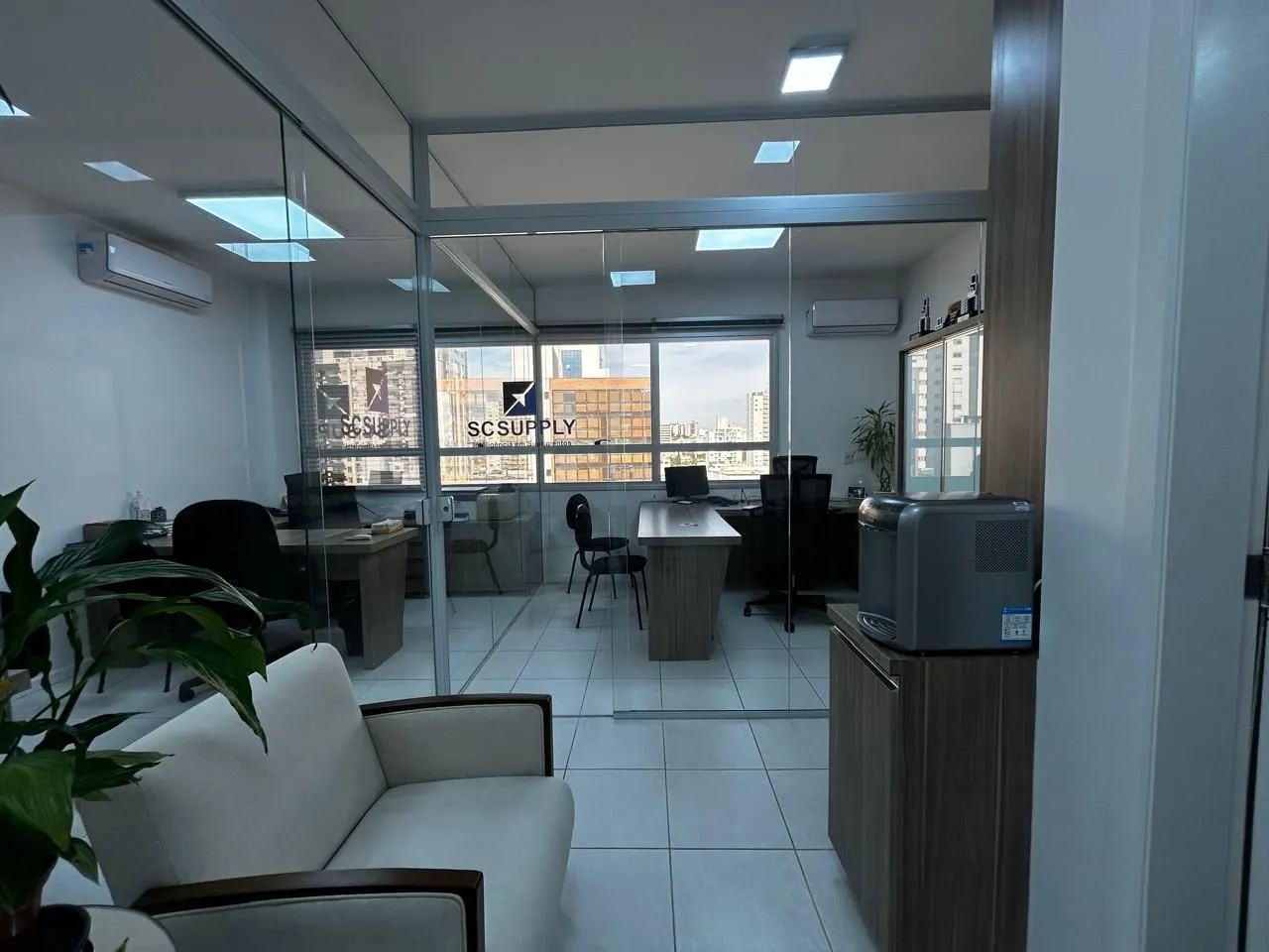 Sala comercial para Alugar com 2 vagas de garagem - Foto 4