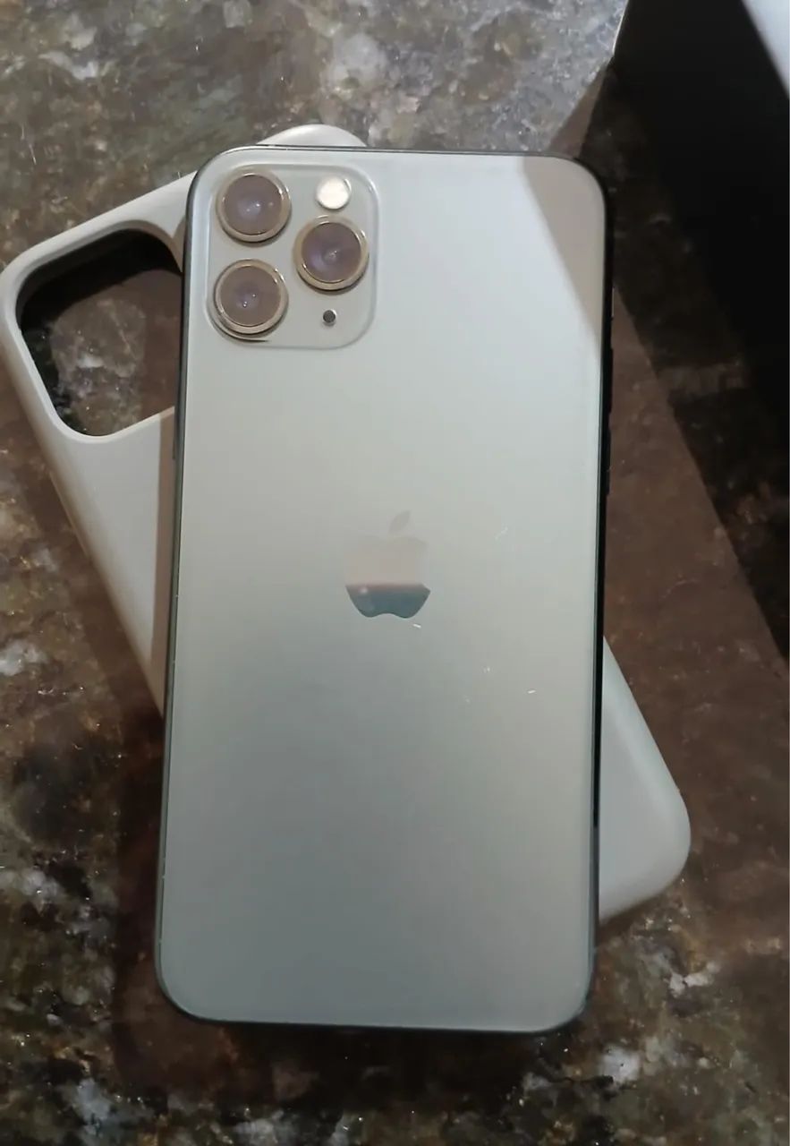iPhone 11 Pro 256 giga todo original - Foto 2