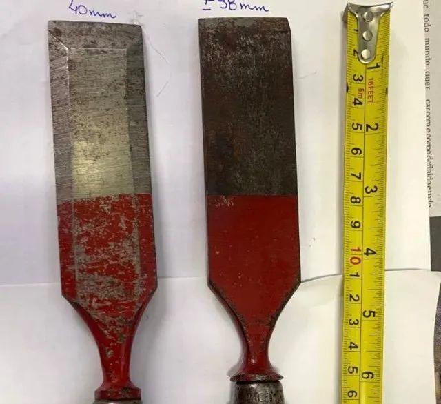 Par de Formões Antigos Pacetta 38 e 40mm Marcenaria - Foto 2