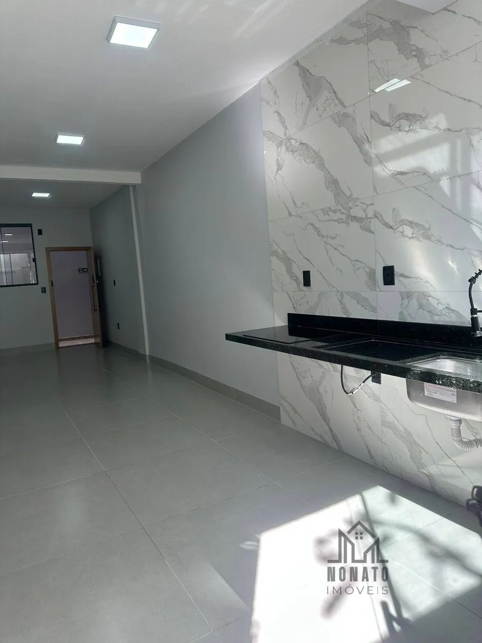 Apartamento Térreo Reformado no Setor Oeste - Edifício Oeste - 2 Quartos - Foto 2