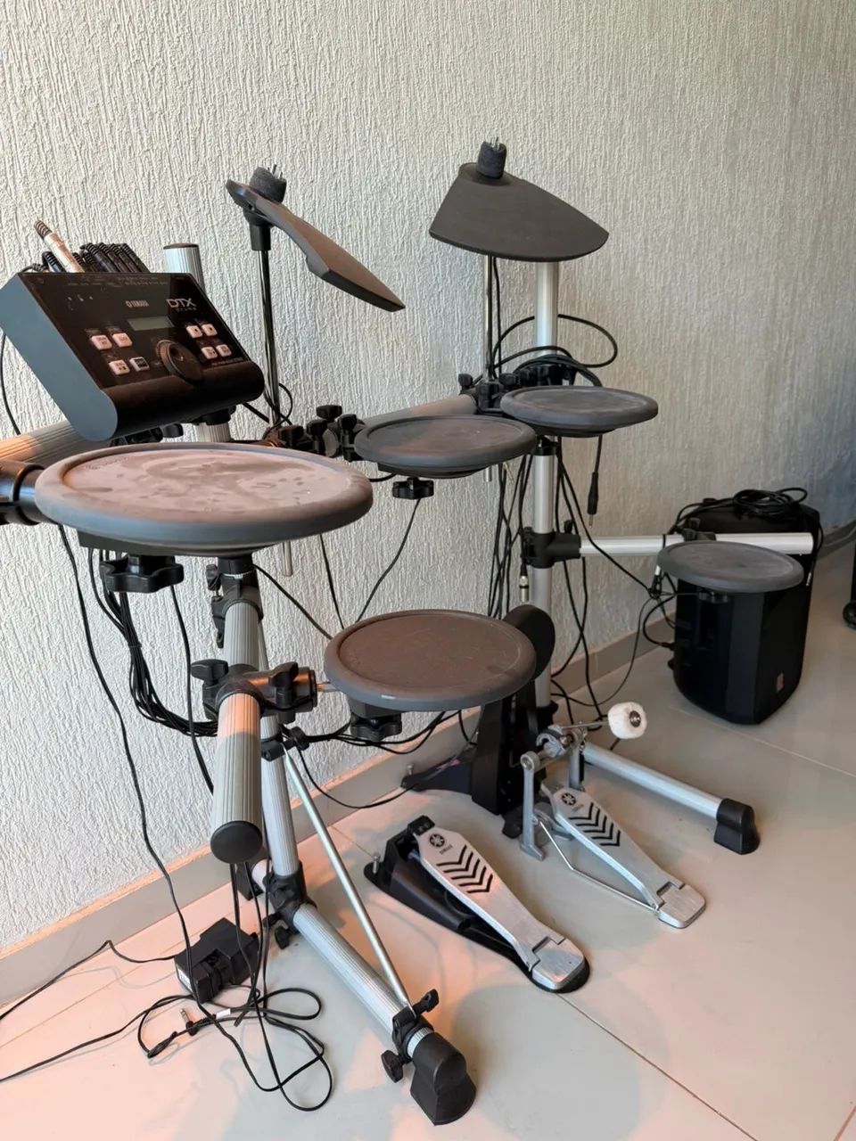 Yamaha DTX 500 + Som  - Foto 2