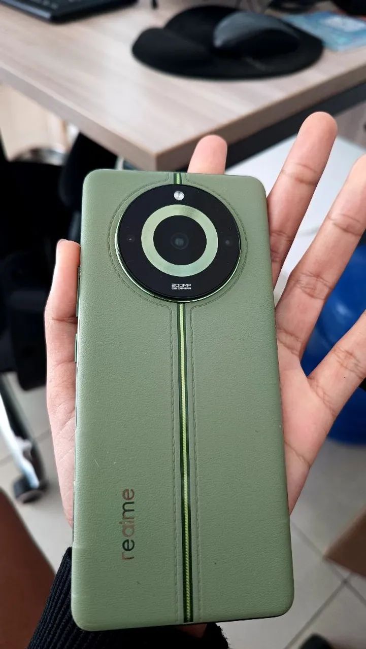 Celular Realme 11 Pro+ - Foto 2
