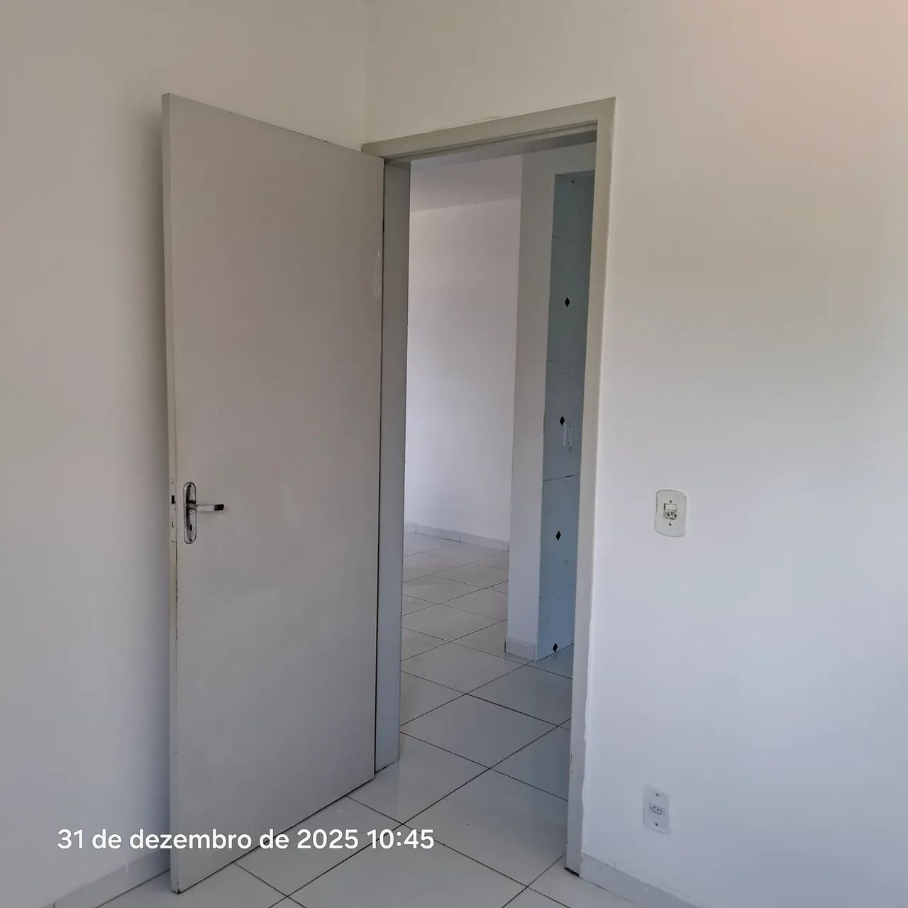  VENDO ,TROCO  OU ALUGO APT.REFORMADO COM 2 QTOS NO COND.PARQUE PETRÓPOLIS.III - Foto 3