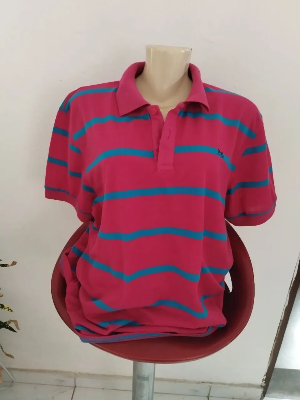 Camisas pólo.