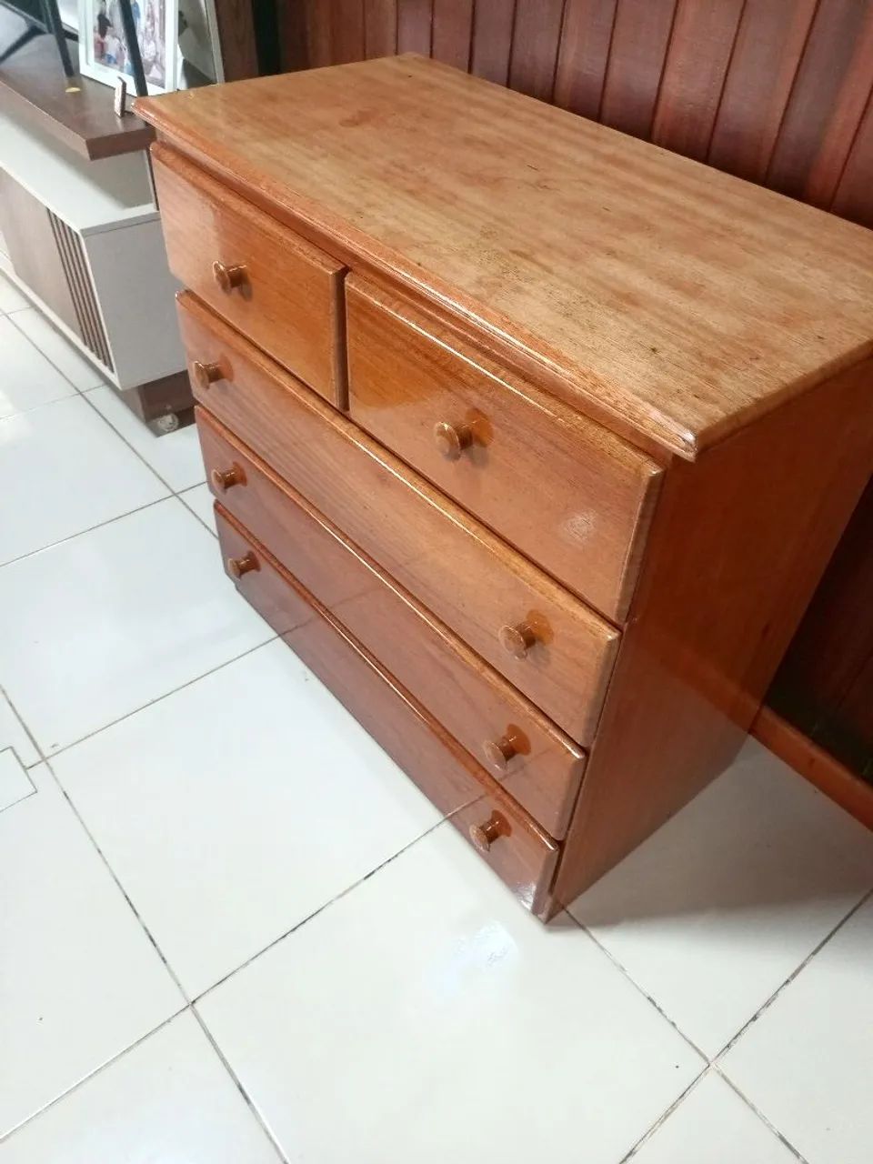 Cômoda em madeira 