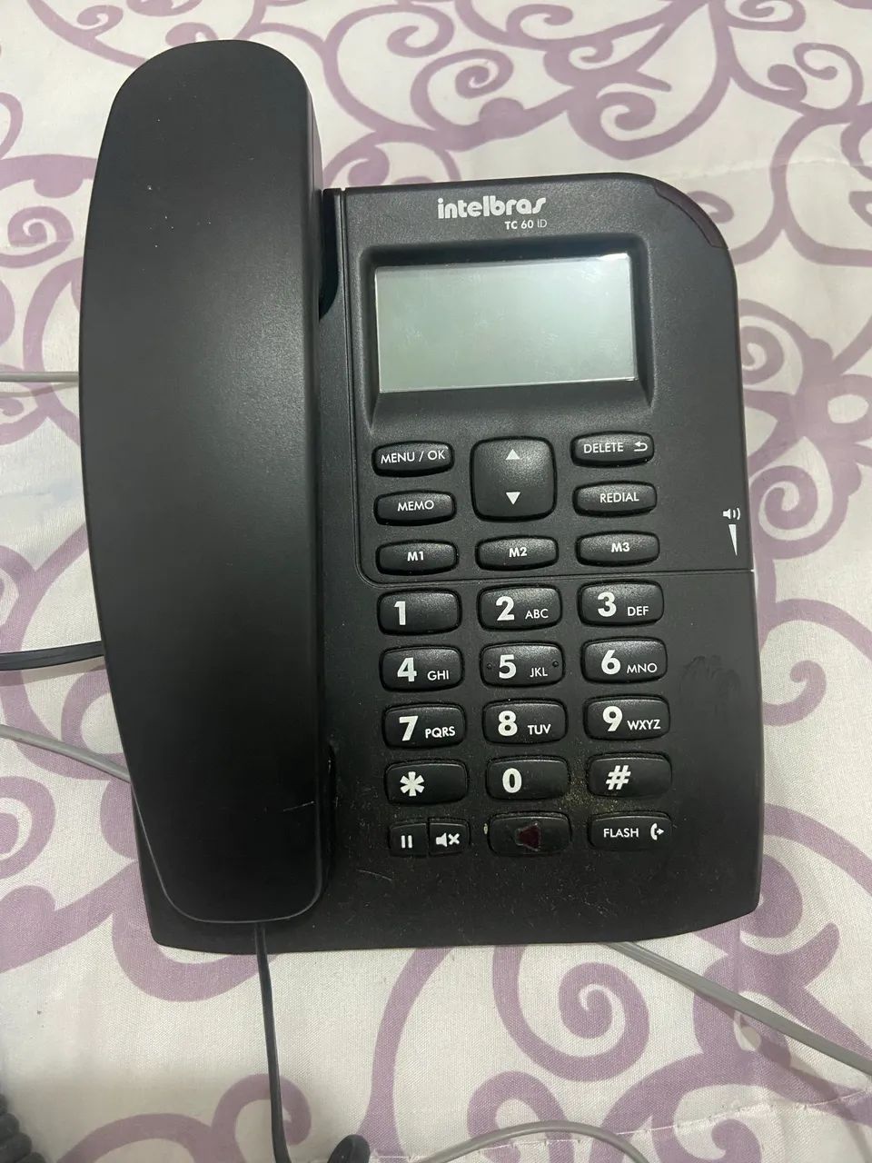 Telefone fixo  *Intelbras* modelo *TC 60 ID