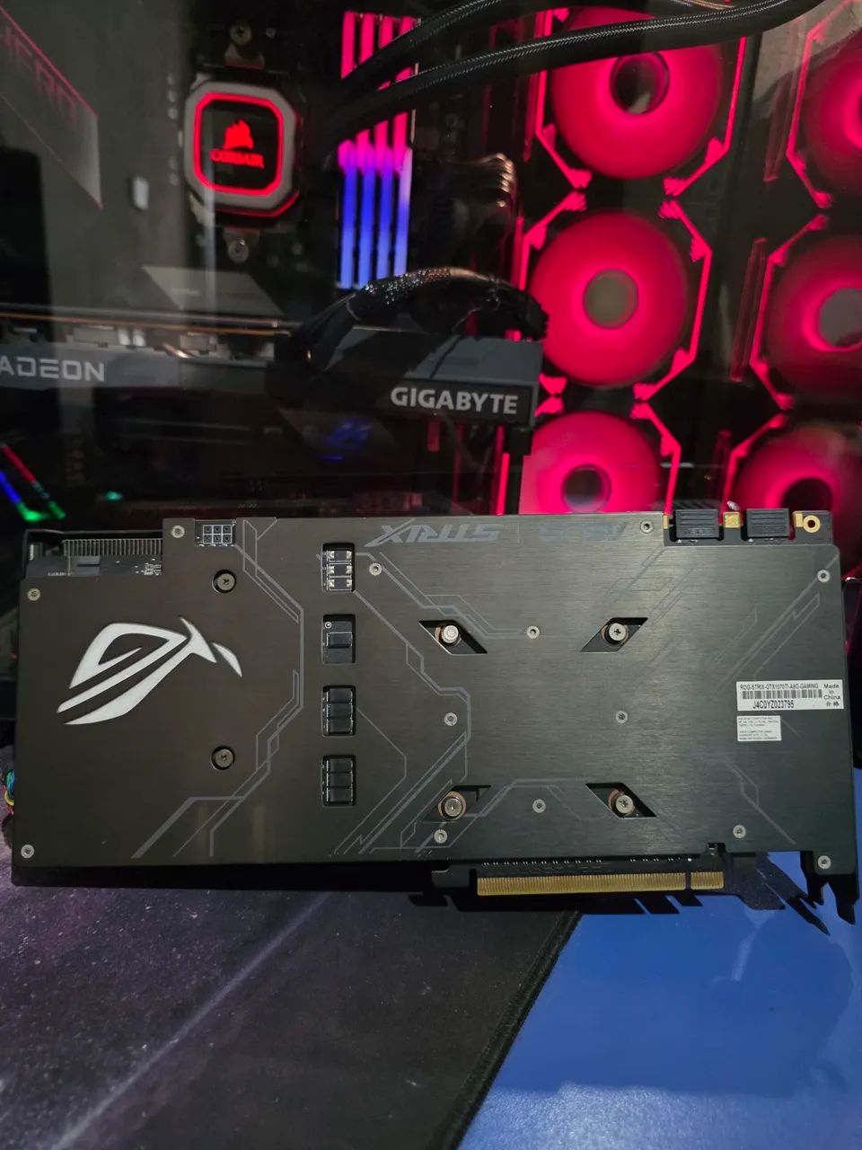 1070ti Rog Strix triple fan nunca aberta - Foto 3