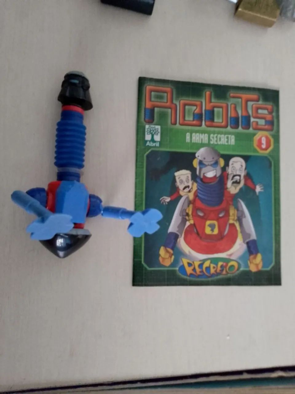 Bonecos rock animal,Max Robits e Robist+ gibis.