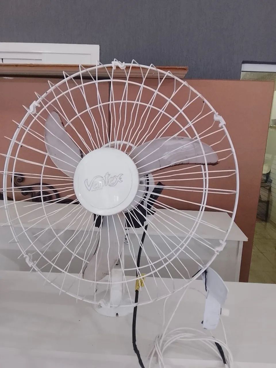 Ventilador de parede branco Ventex - Foto 2
