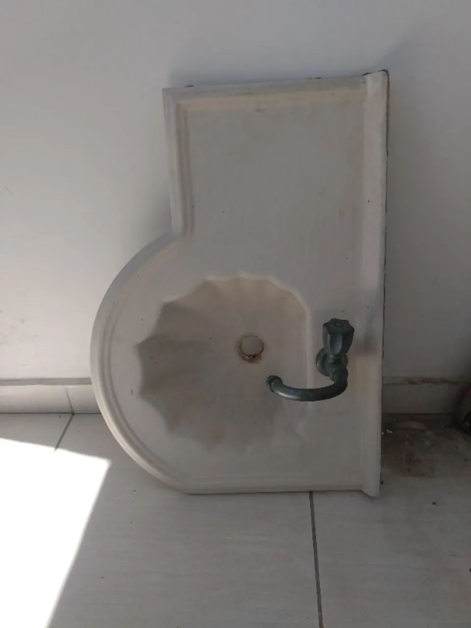 Pia para banheiro em fibra. Tipo ostra. - Foto 2