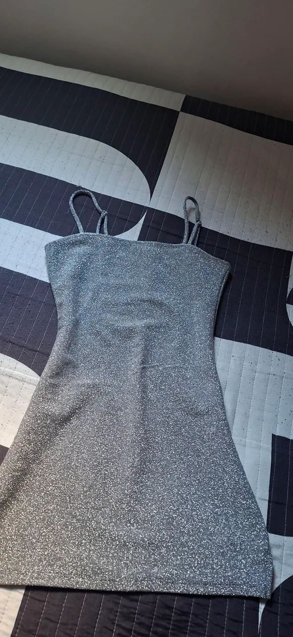 Vestido ClockHouse lindo