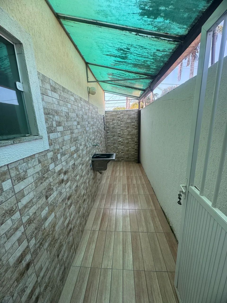 Apartamento de 2 quartos semi mobiliado  - Foto 5