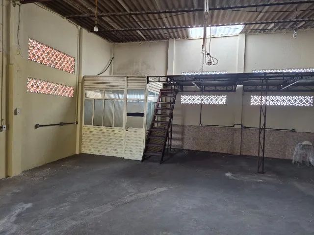  Alugo Galpão 90m2,com banheiro,escritório, em Nilópolis.  - Foto 3