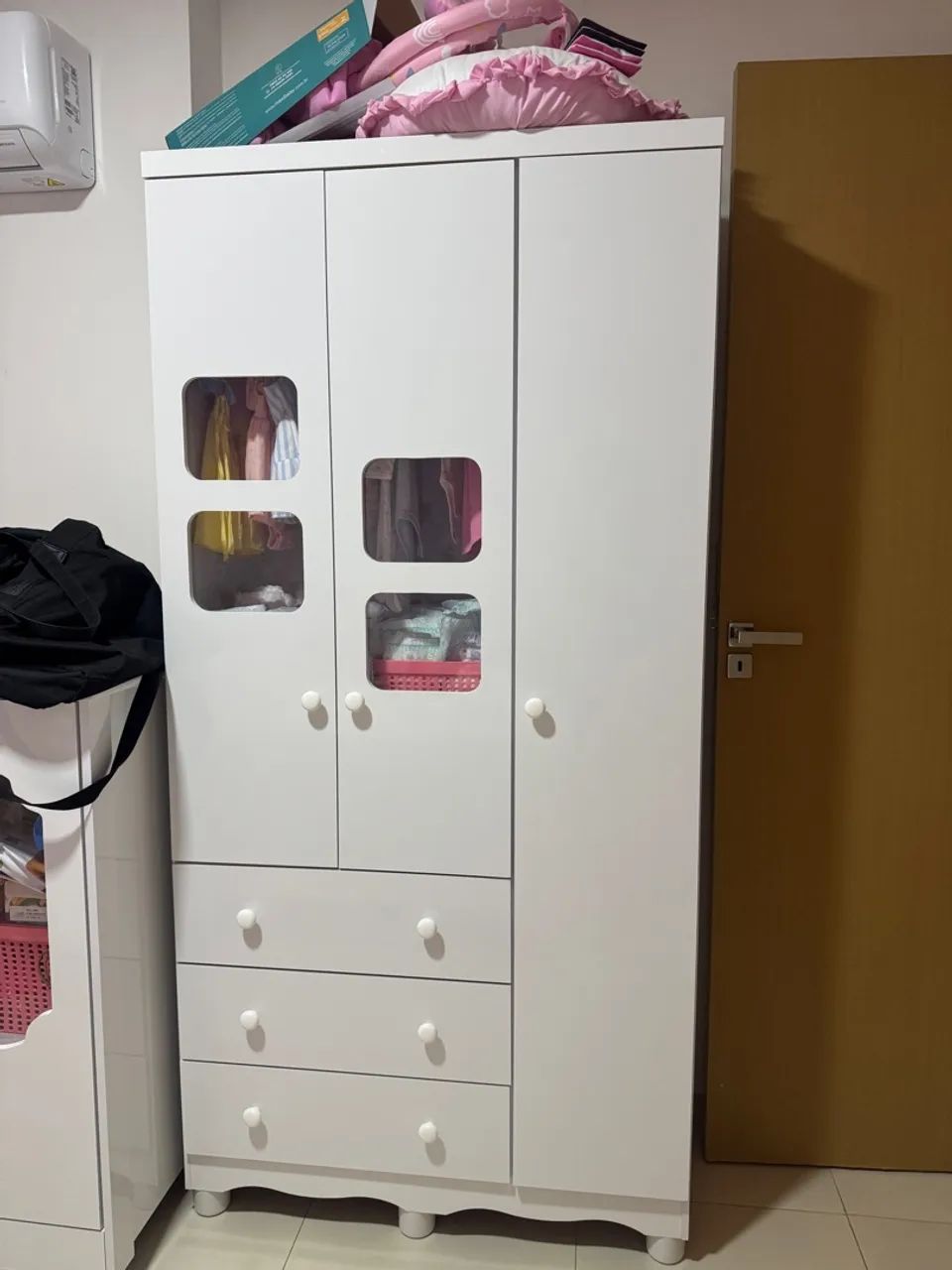 Guarda roupa NOVO