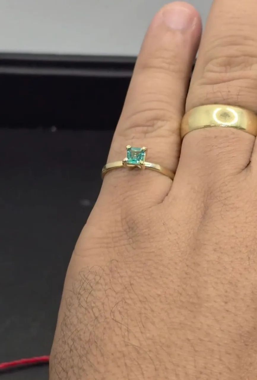 ANEL OURO 18K ESMERALDA COLOMBIANA EXTRA  - Foto 5