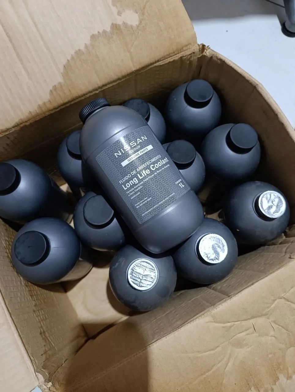 Fluido de arrefecimento nissan 12 litros +4 de fluido de freio. - Foto 5